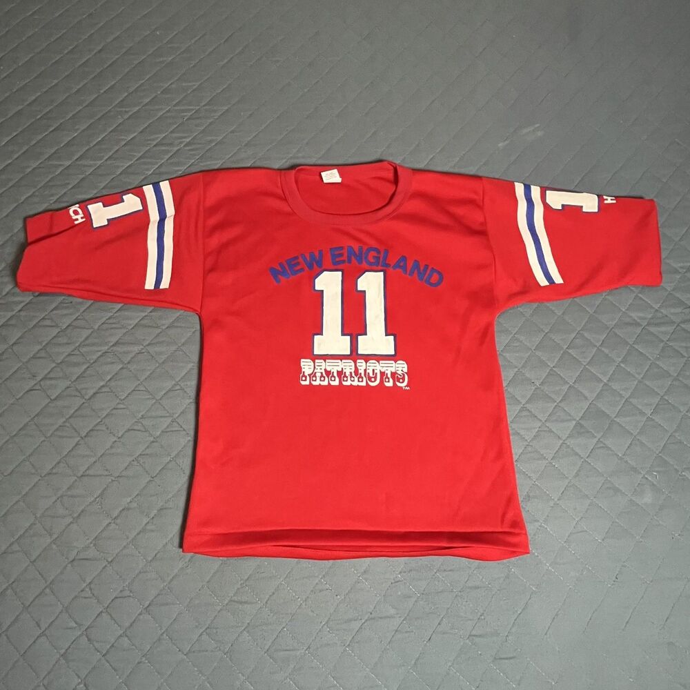 Vintage Hutch‎ New England Patriots Men's Medium Youth Football NFL #11 Shirt